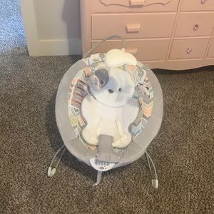 Snuggapuppy fisher price bouncer
